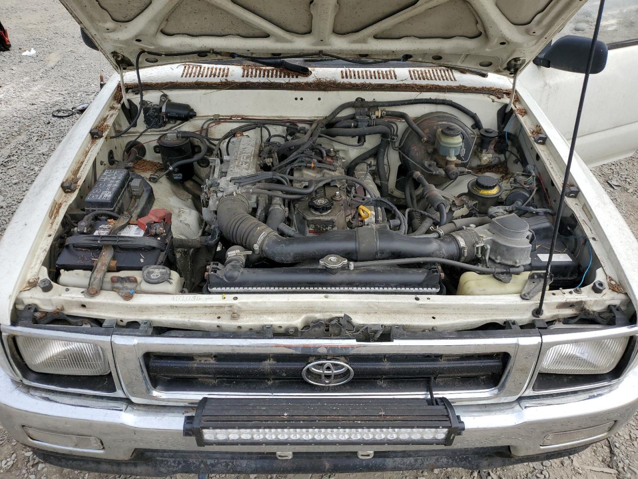 1990 Toyota Pickup 1/2 Ton Short Wheelbase Dlx VIN: JT4RN01P7L7040690 Lot: 67614704