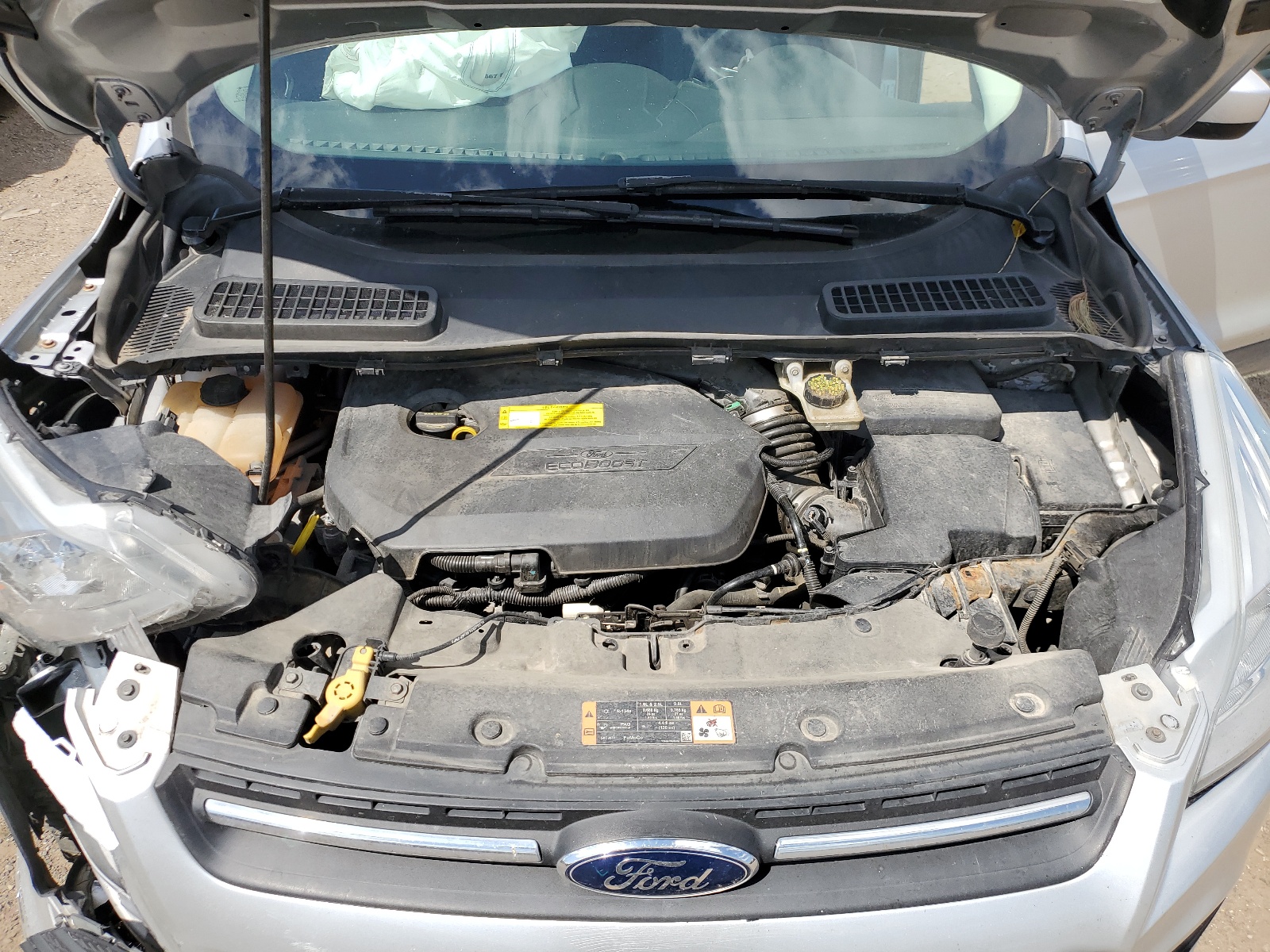 1FMCU9GX5GUA76823 2016 Ford Escape Se