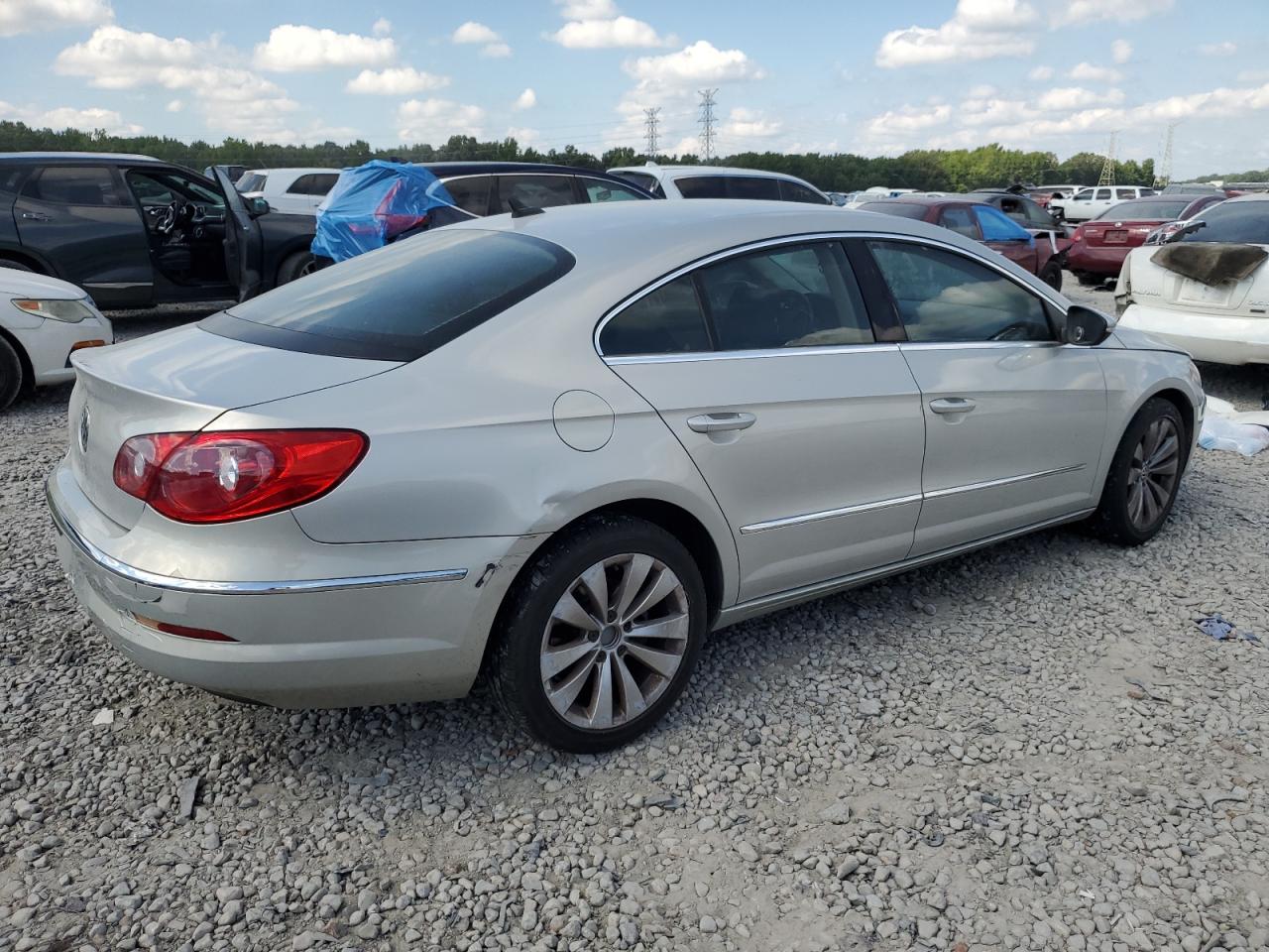 2009 Volkswagen Passat CC - Image 3