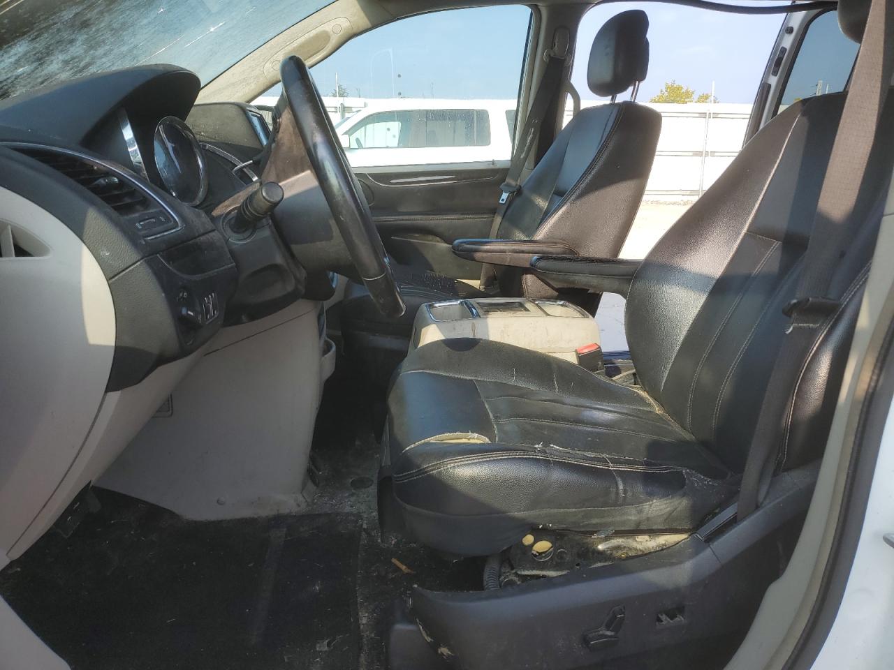 2014 Chrysler Town & Country Touring VIN: 2C4RC1BG7ER217217 Lot: 66421564