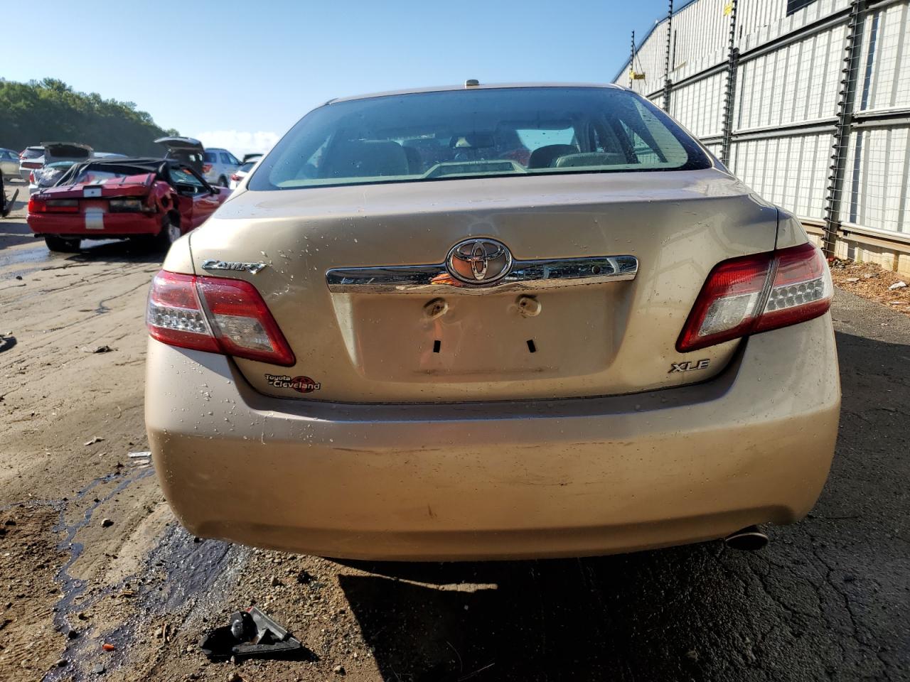 2010 Toyota Camry Base VIN: 4T1BF3EK8AU052503 Lot: 68015134