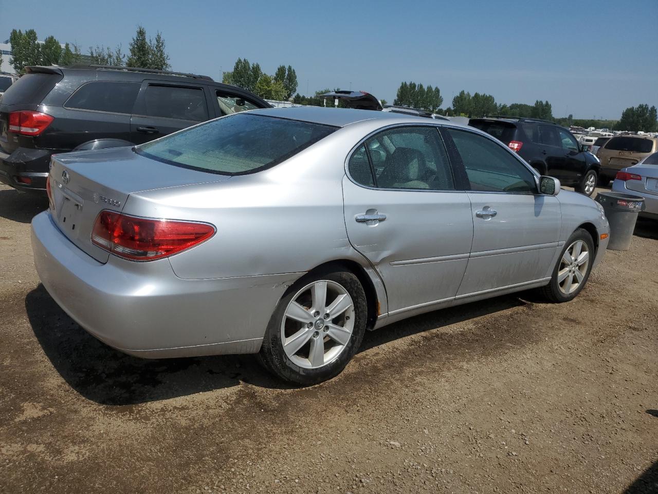 2005 Lexus ES - Image 3