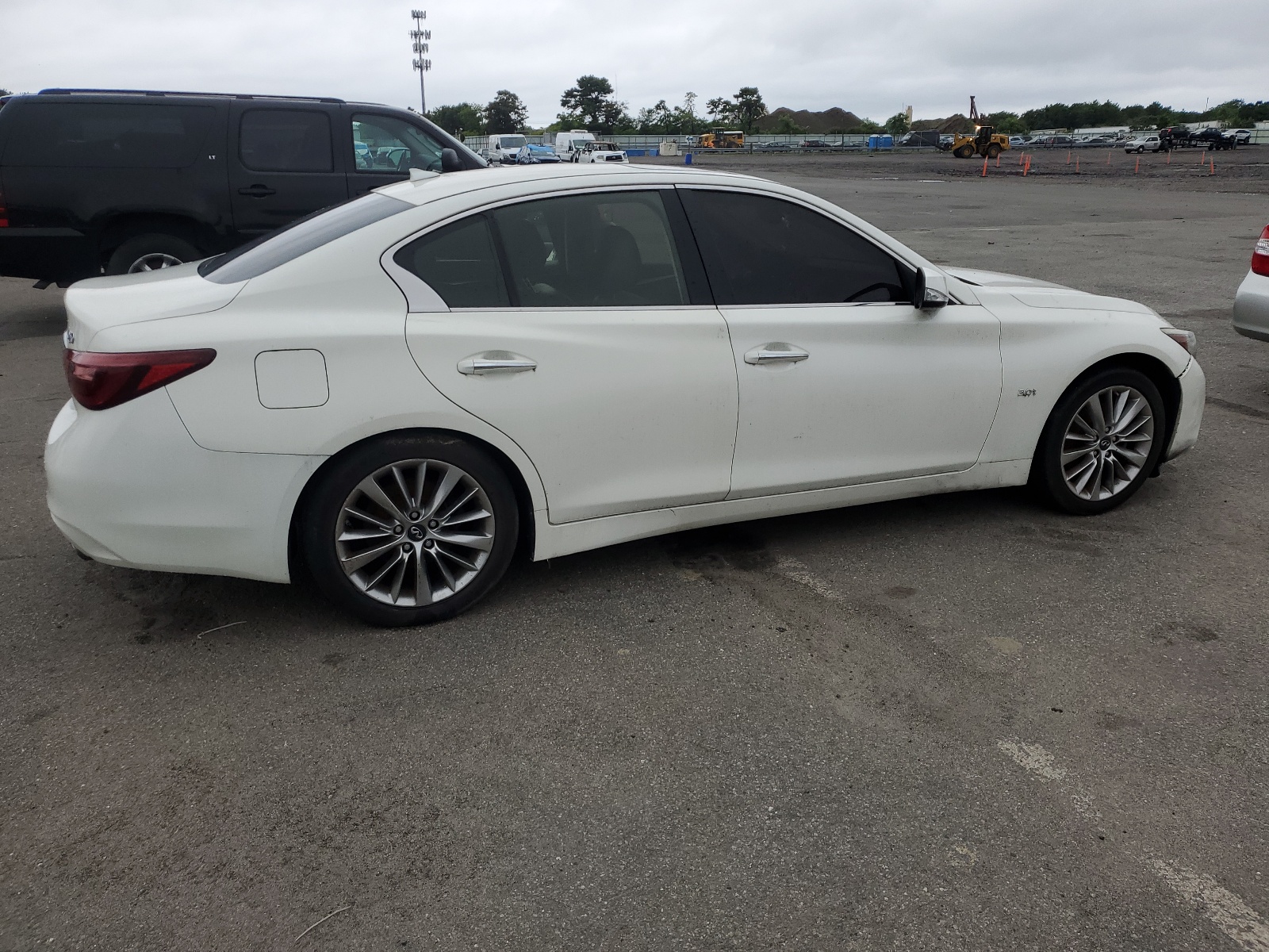 JN1EV7AR1JM440559 2018 Infiniti Q50 Luxe