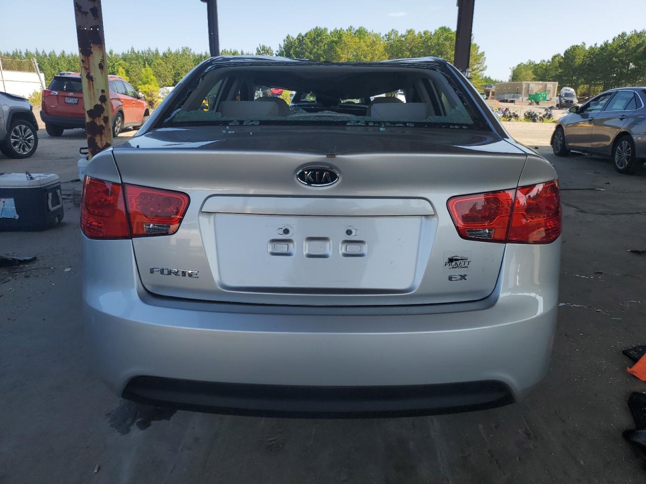 2011 Kia Forte Ex VIN: KNAFU4A27B5449975 Lot: 68213734