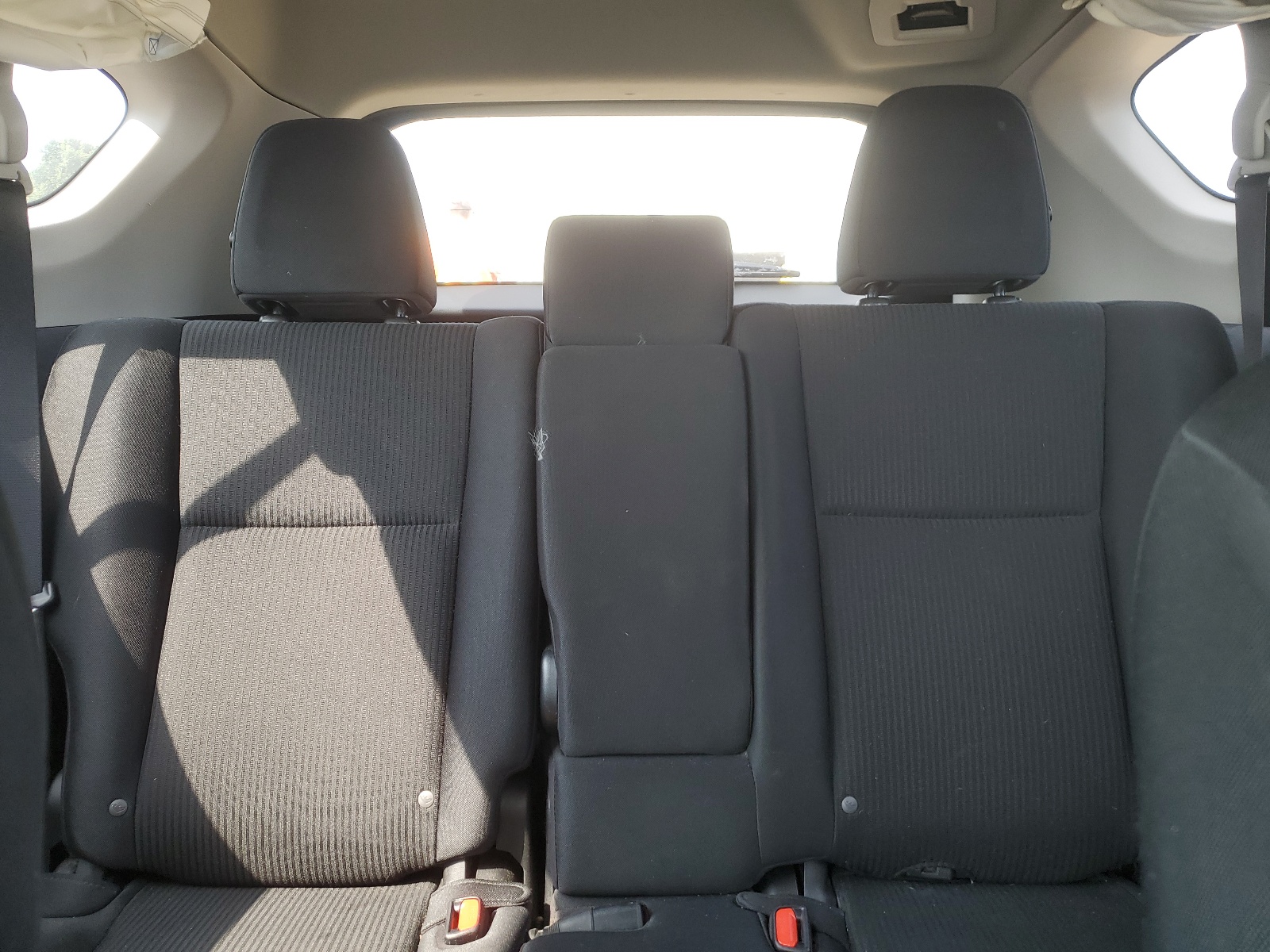 2T3BFREV6HW569913 2017 Toyota Rav4 Le