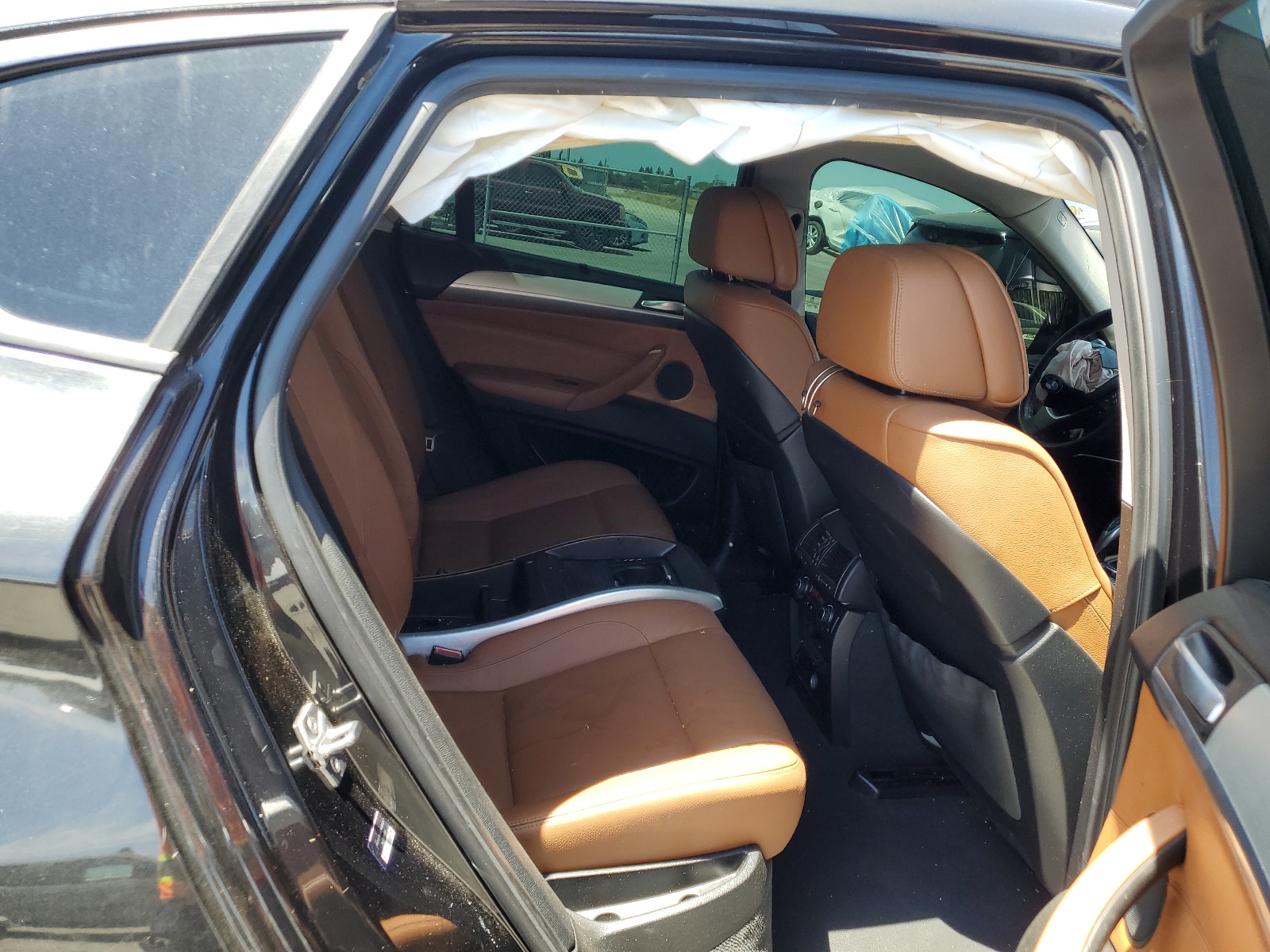 5UXFG2C59BLX07154 2011 BMW X6 xDrive35I