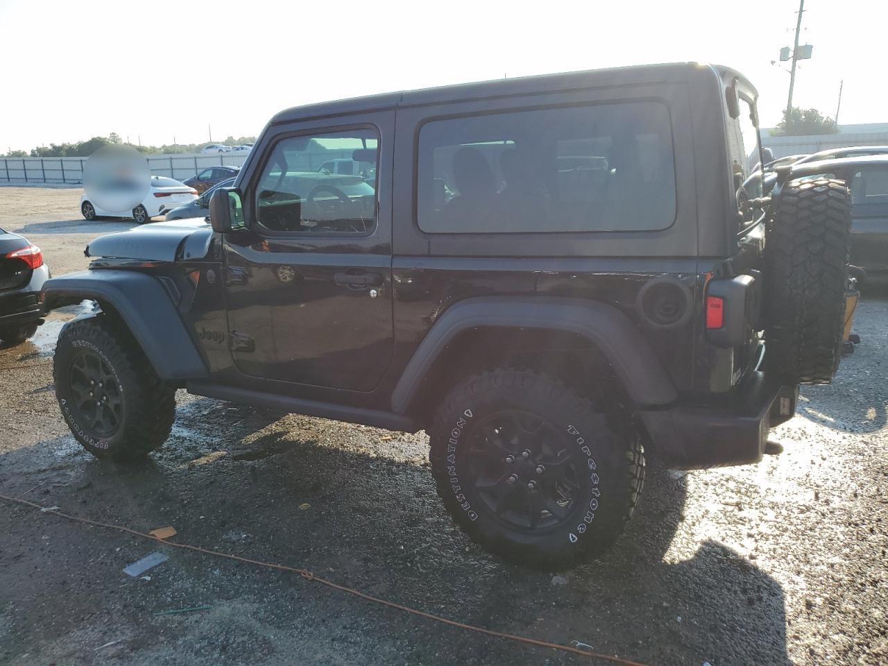 1C4HJXAG7PW550694 Jeep Wrangler S 2