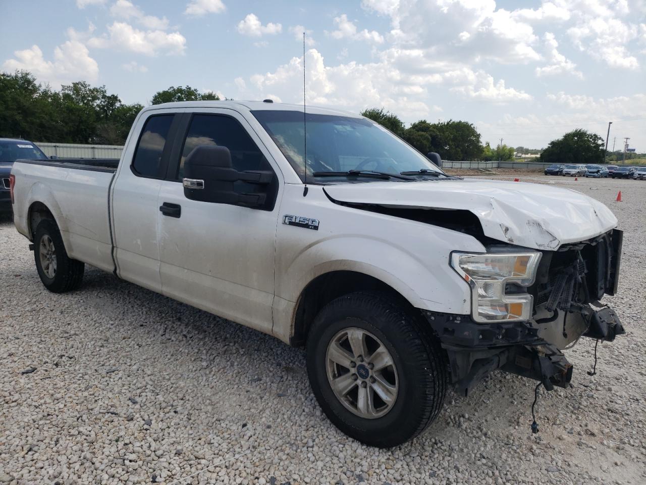 2017 Ford F-150 - Image 4