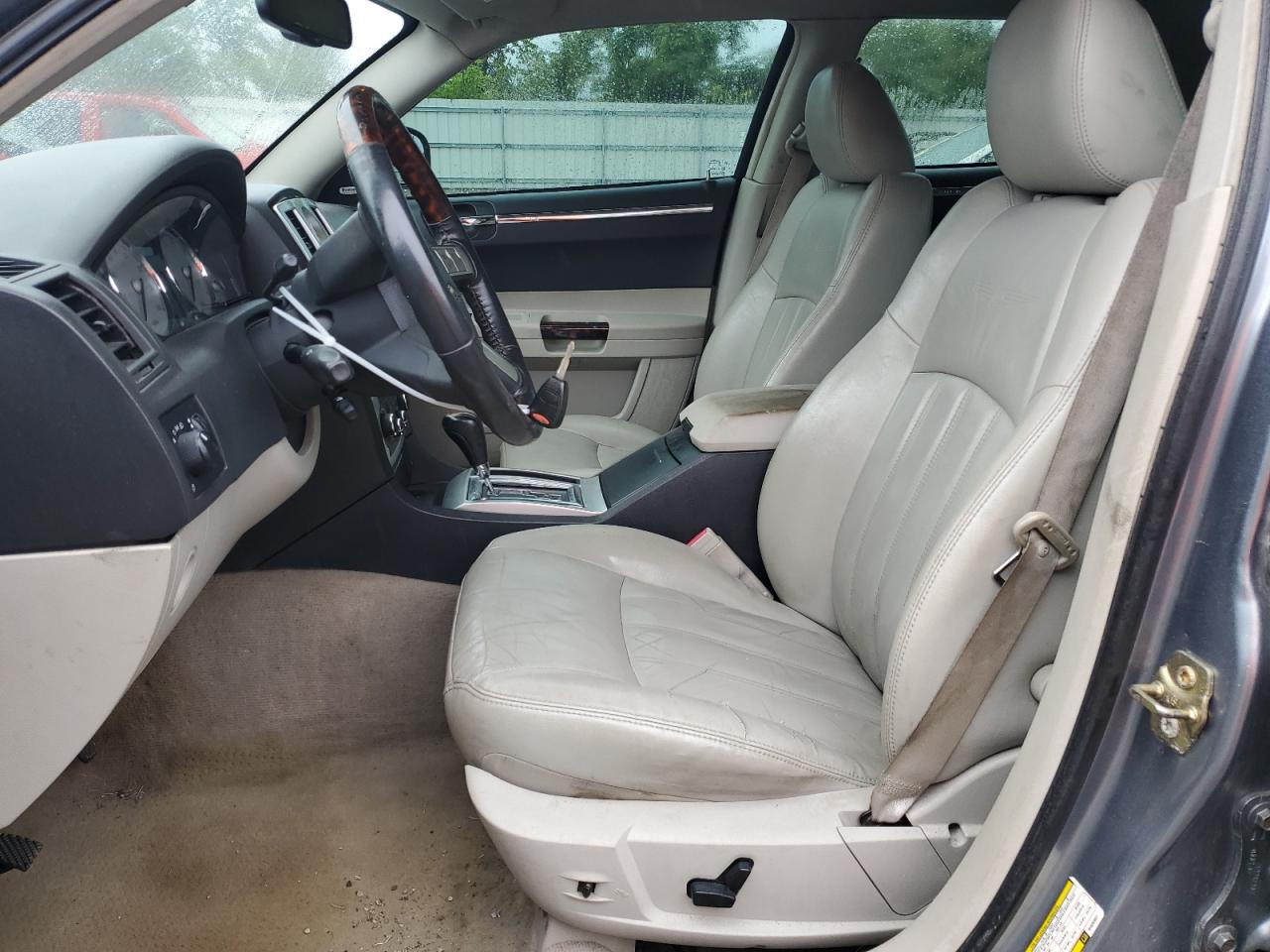 2006 Chrysler 300C VIN: 2C3KA63H16H535907 Lot: 67767854