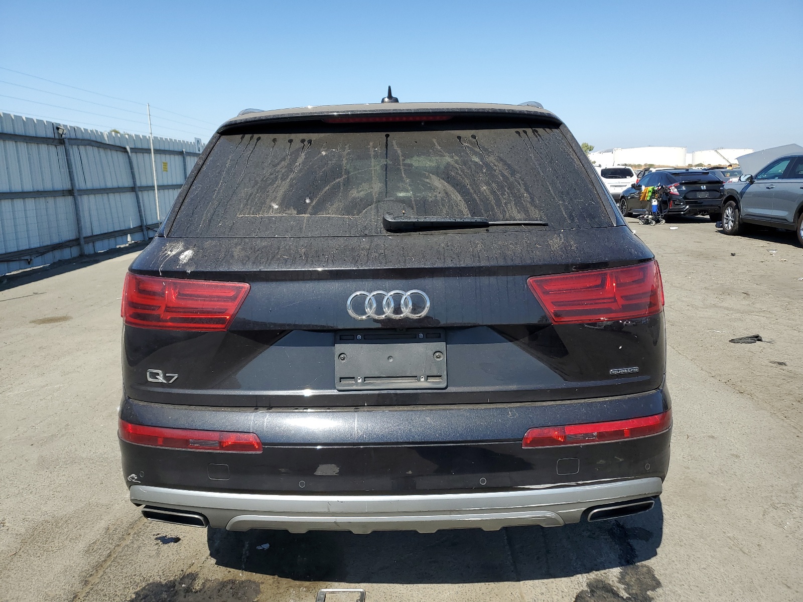 WA1AHAF74JD013443 2018 Audi Q7 Premium