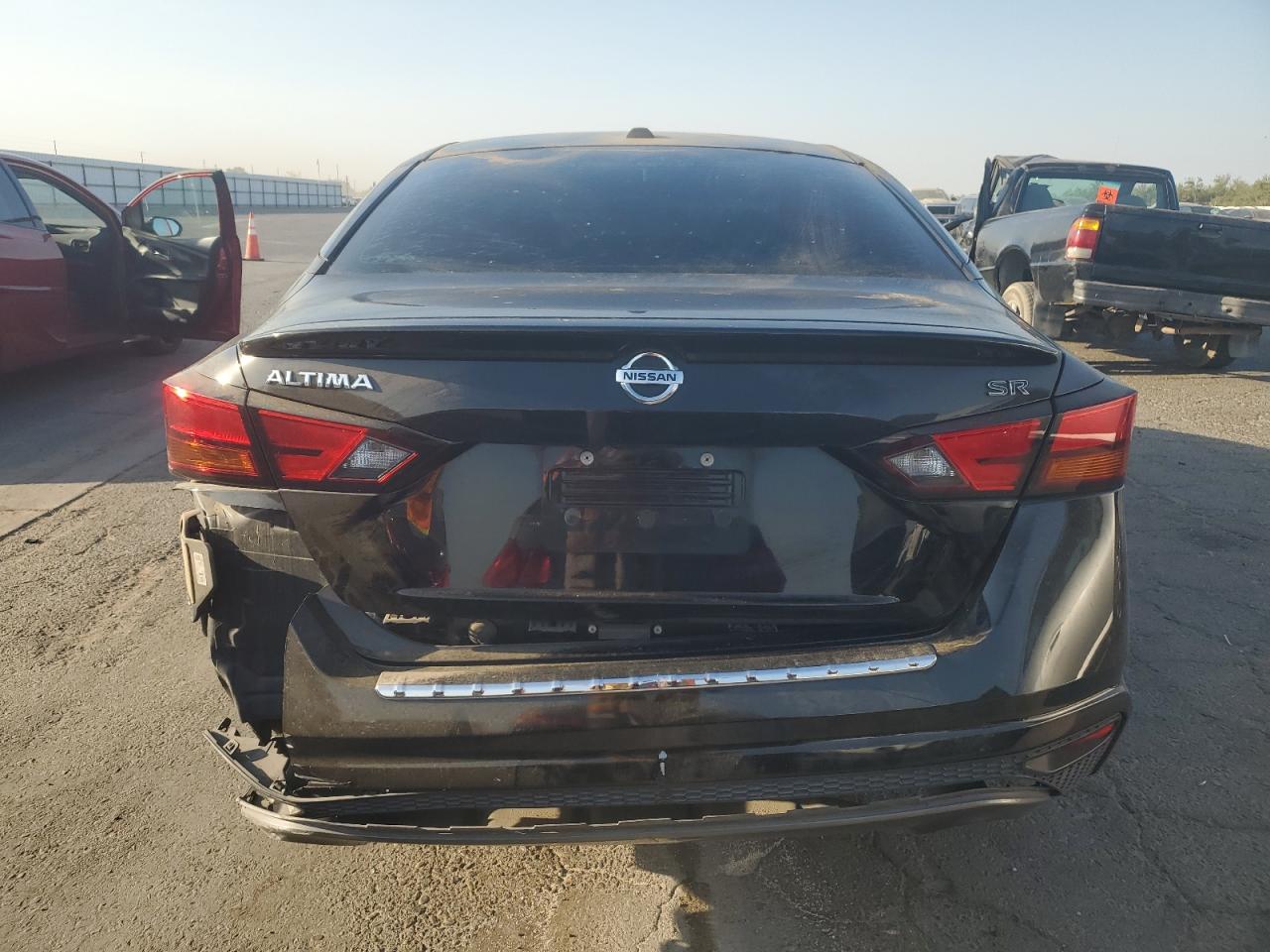 1N4BL4CV9KC174056 2019 Nissan Altima Sr 1N4BL4CV9KC174056 2019 Nissan Altima Sr