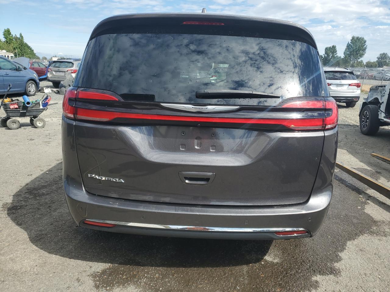 2C4RC1BG5NR115088 2022 Chrysler Pacifica Touring L