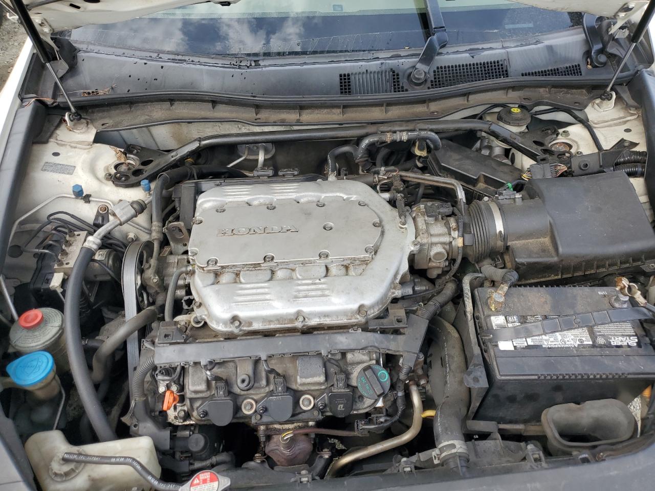 2009 Honda Accord - Image 11