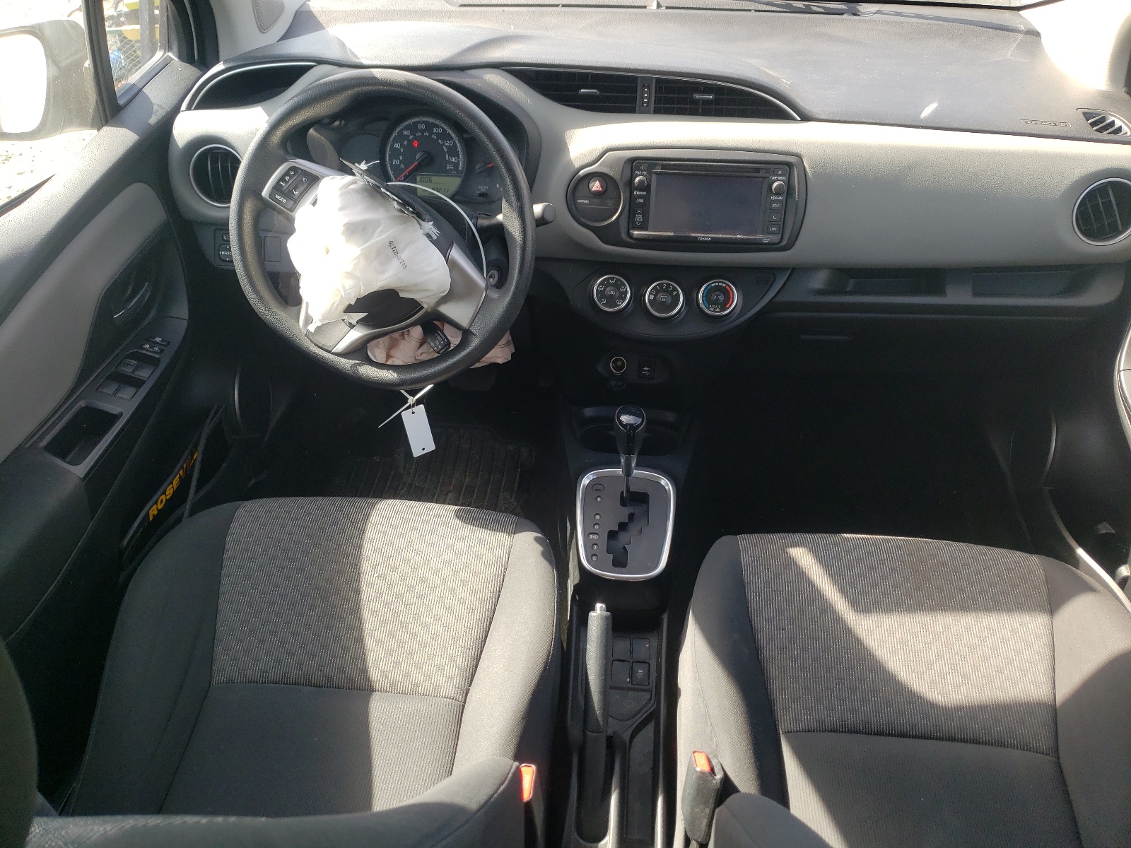 VNKKTUD31FA016245 2015 Toyota Yaris