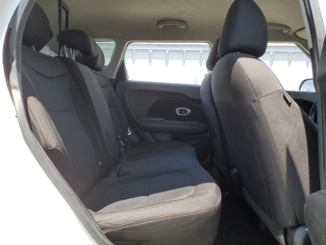 KNDJN2A28H7463623 2017 Kia Soul