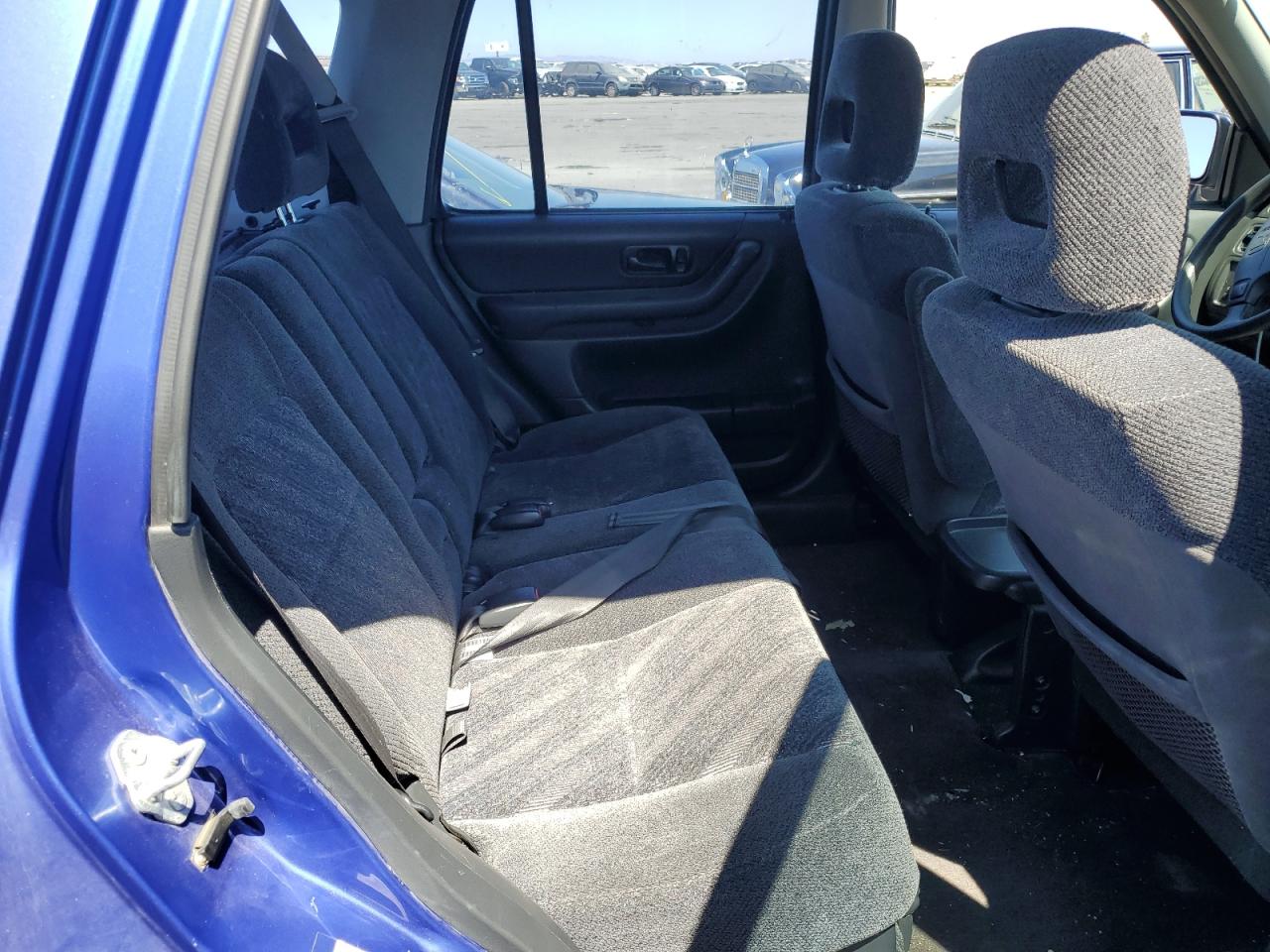 2000 Honda Cr-V Lx VIN: JHLRD2846YC013508 Lot: 68102244