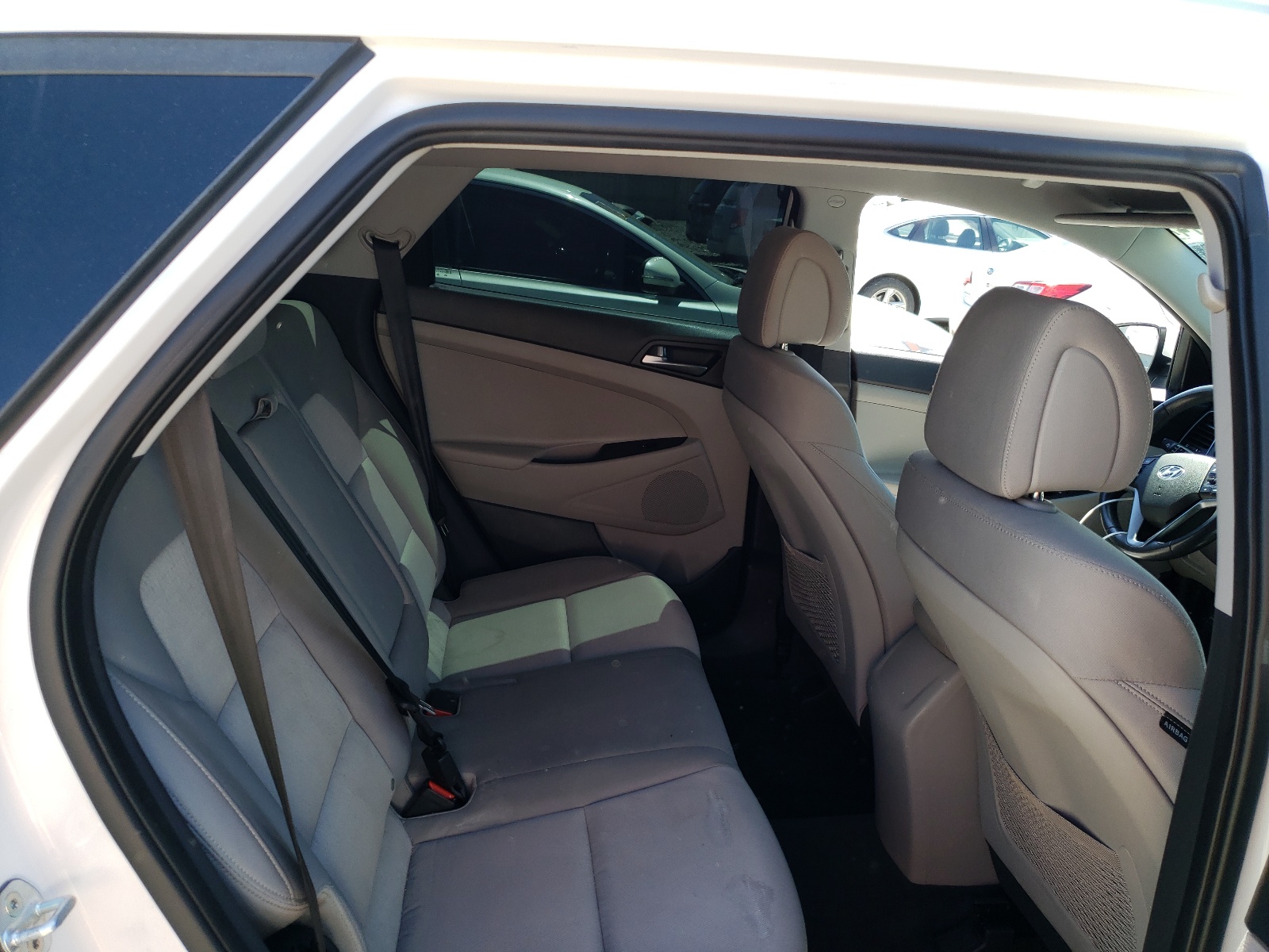 KM8J3CA2XGU141072 2016 Hyundai Tucson Limited