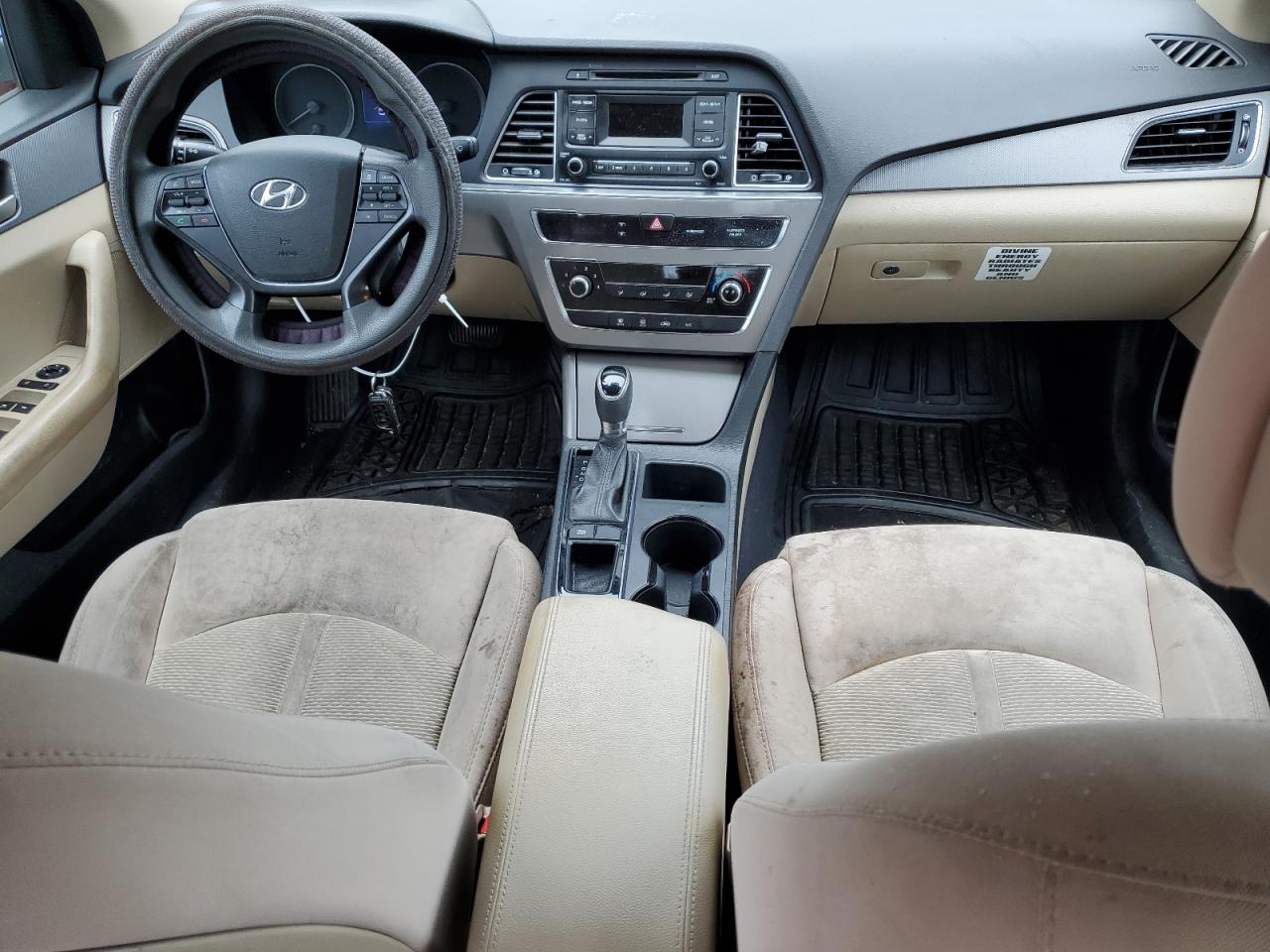 2017 Hyundai Sonata Se VIN: 5NPE24AF0HH492957 Lot: 68075934