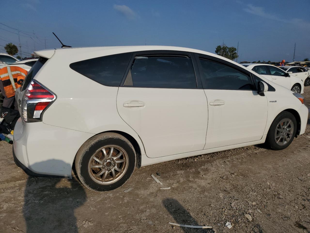 2016 Toyota Prius - Image 3