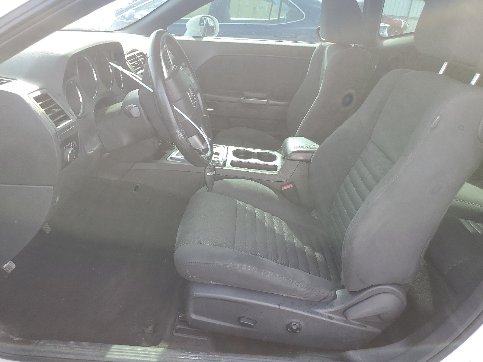 2C3CDYAG6CH268681 2012 Dodge Challenger Sxt