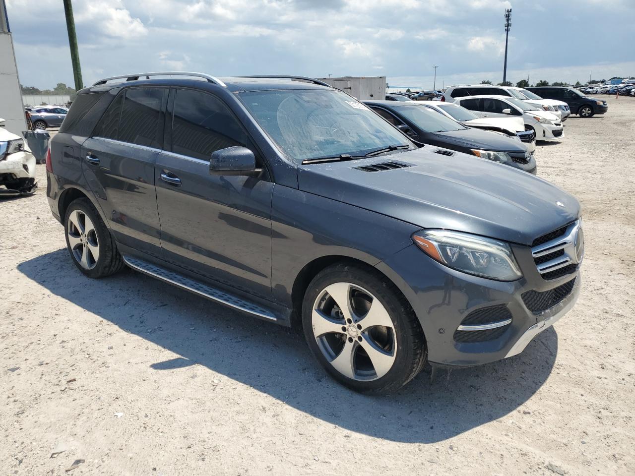 VIN 4JGDA5HB5GA569475 2016 MERCEDES-BENZ GLE-CLASS no.4