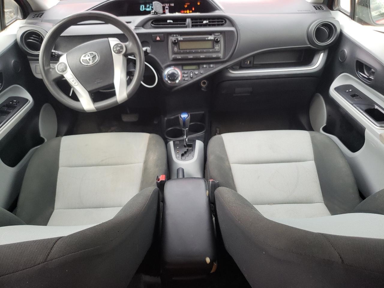 JTDKDTB30E1075725 2014 Toyota Prius C