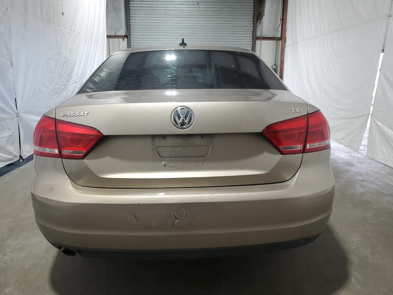 2015 Volkswagen Passat S VIN: 1VWAS7A35FC109249 Lot: 66427634