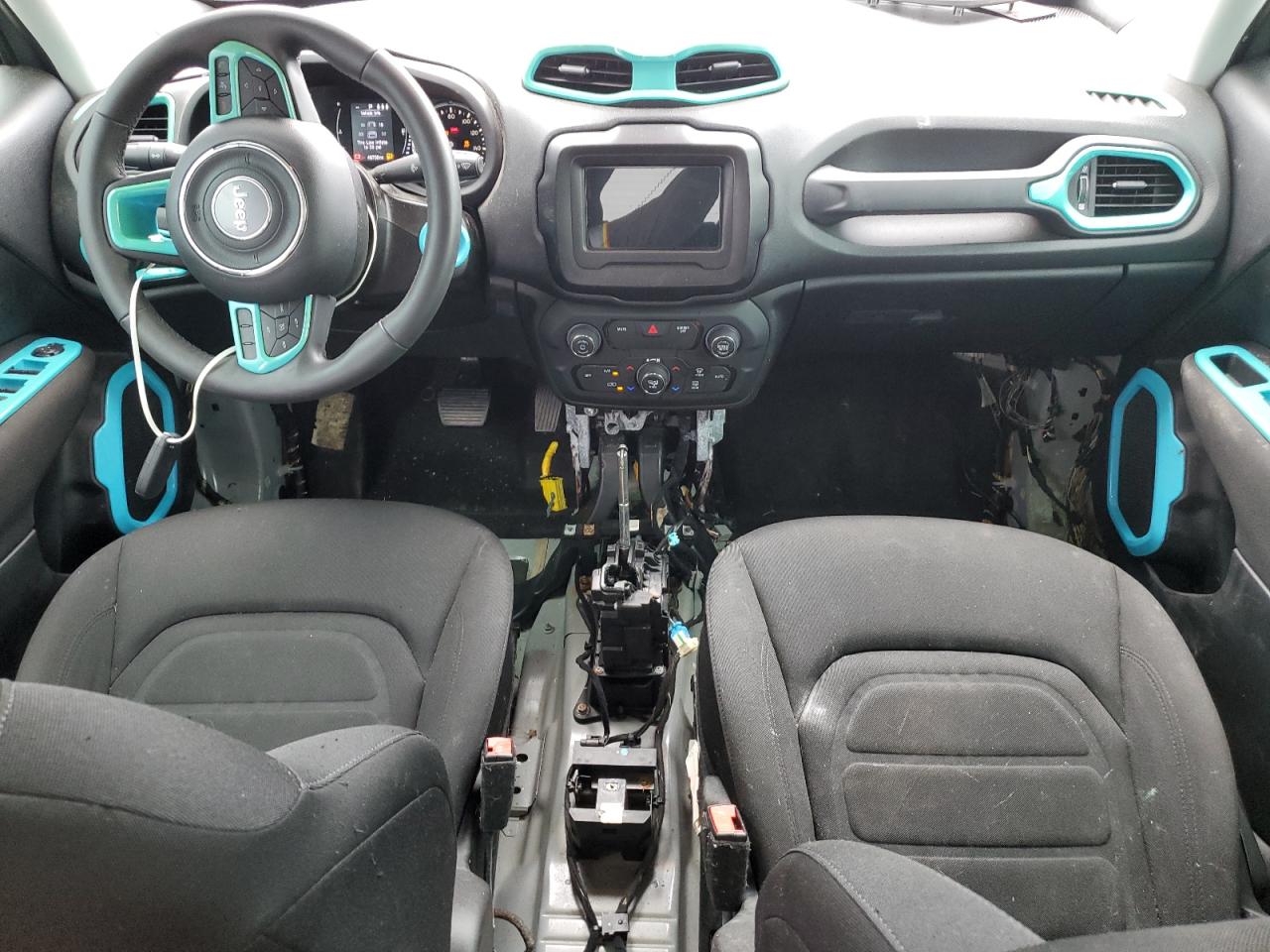 ZACCJABB4JPJ32945 2018 Jeep Renegade Latitude