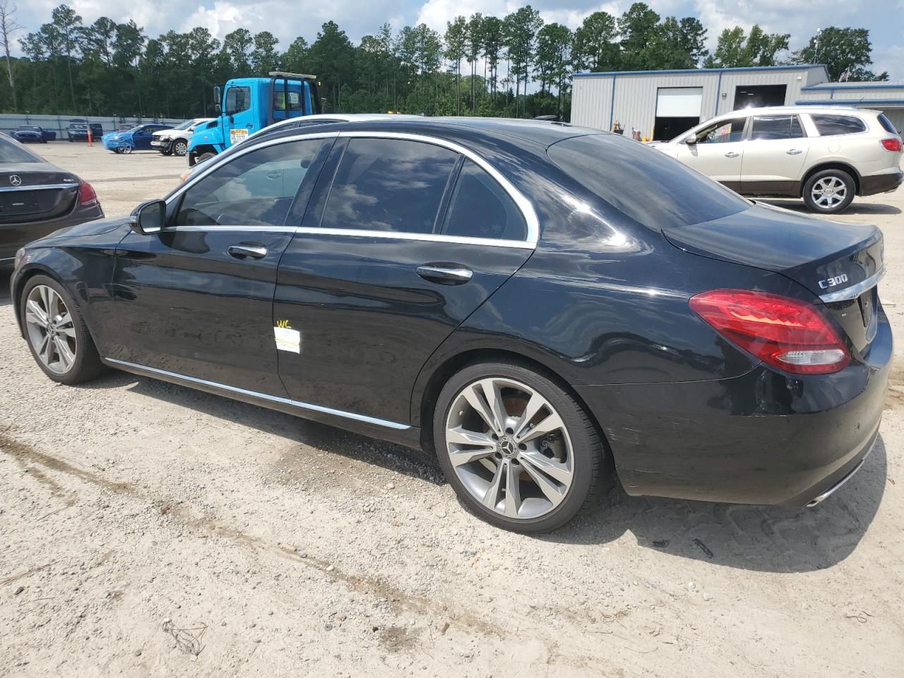 55SWF4JBXJU245213 2018 MERCEDES-BENZ C CLASS - Image 2