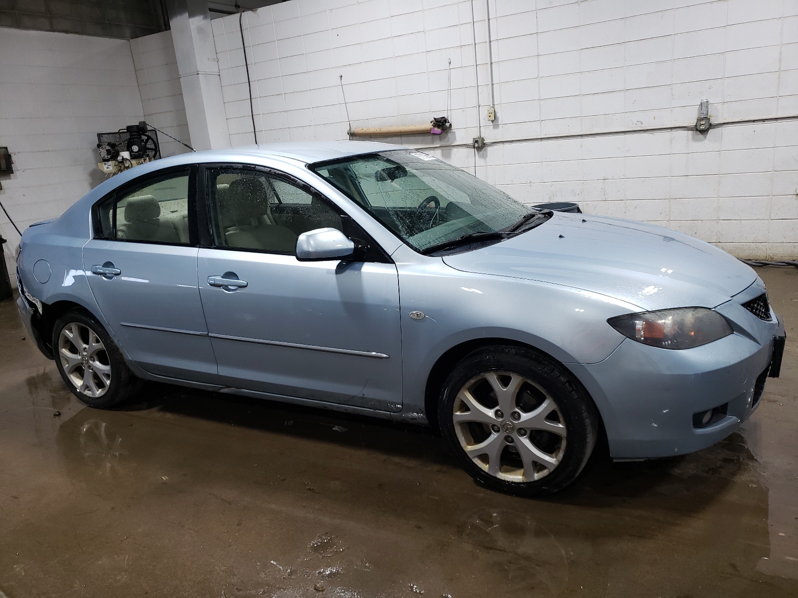 JM1BK32GX81124099 2008 Mazda 3 I