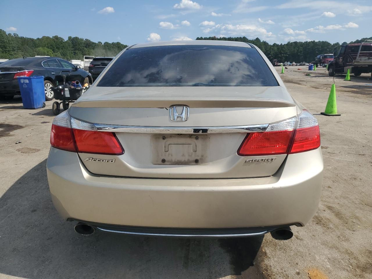 2015 Honda Accord Sport VIN: 1HGCR2F59FA112043 Lot: 66937074