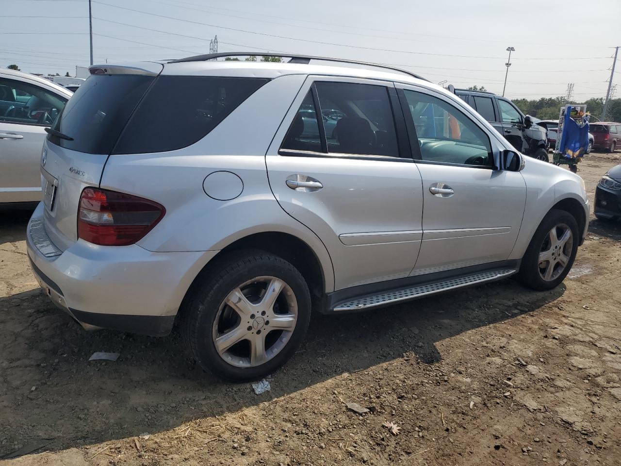 2007 Mercedes-Benz Ml 350 VIN: 4JGBB86E77A249562 Lot: 68519944