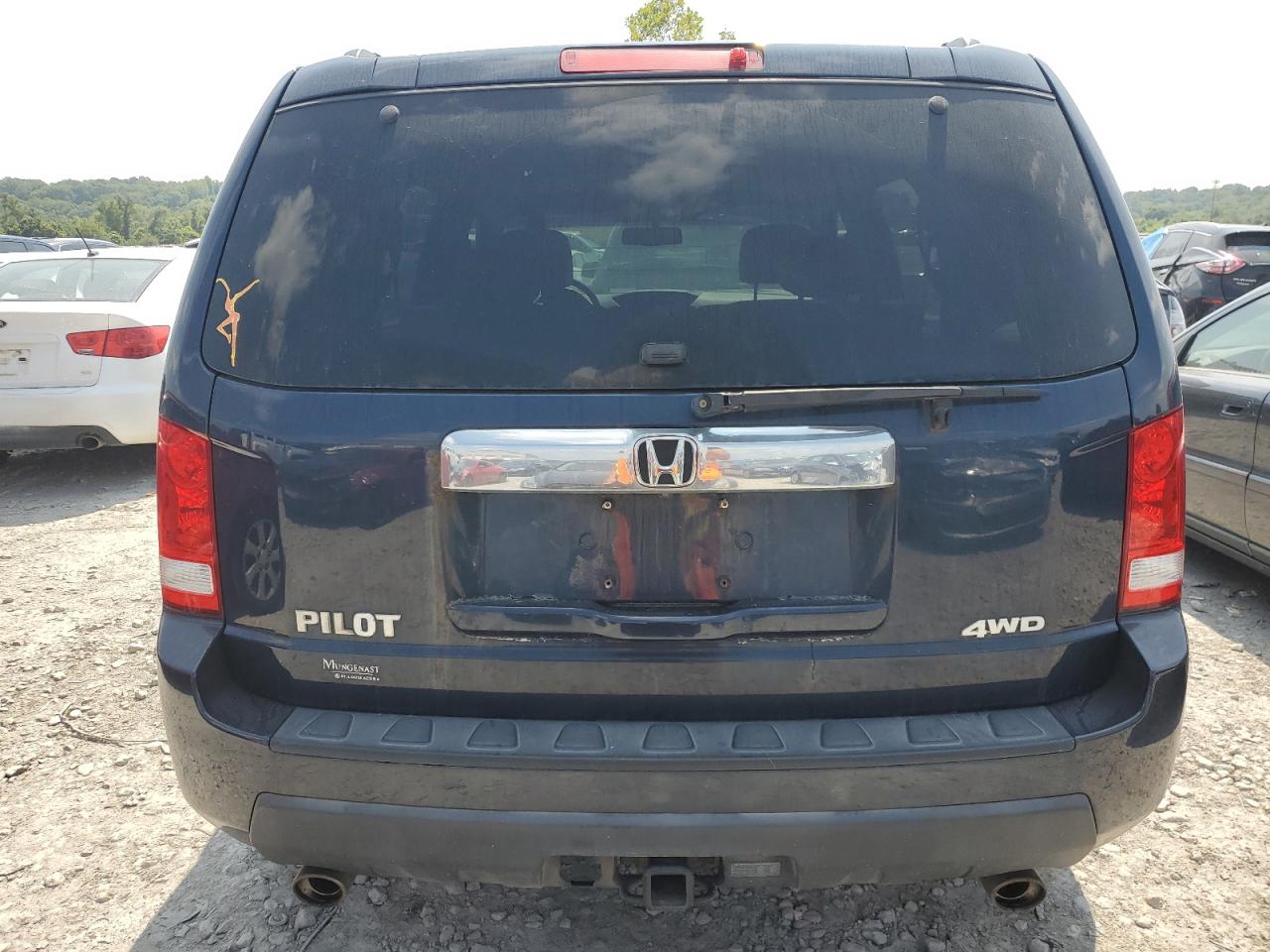 5FNYF4H54BB054060 2011 Honda Pilot Exl