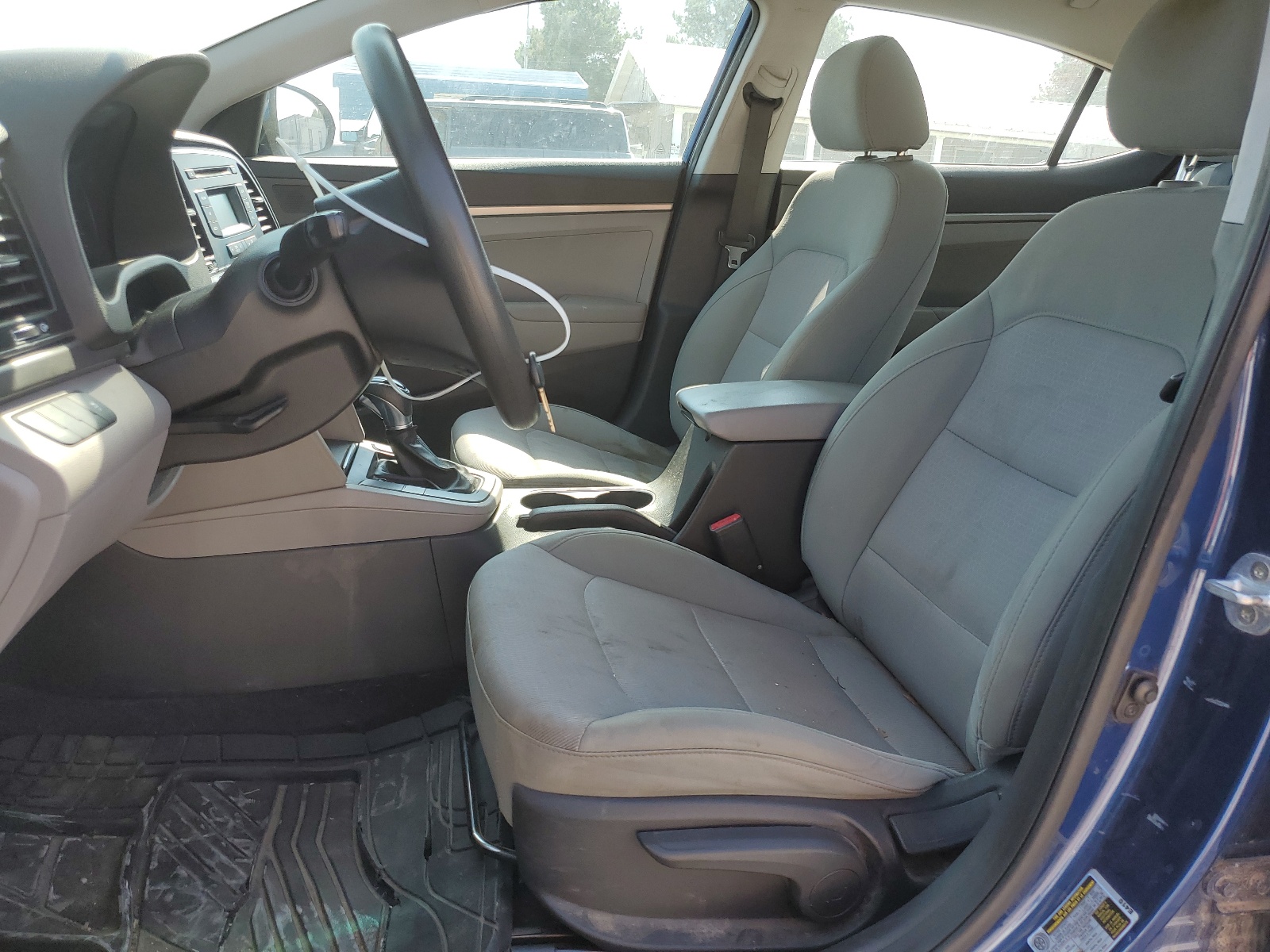 5NPD74LF9HH082443 2017 Hyundai Elantra Se