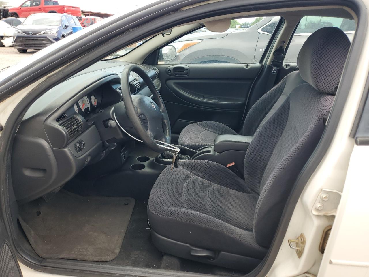 2005 Dodge Stratus Sxt VIN: 1B3EL46R95N560685 Lot: 68546414