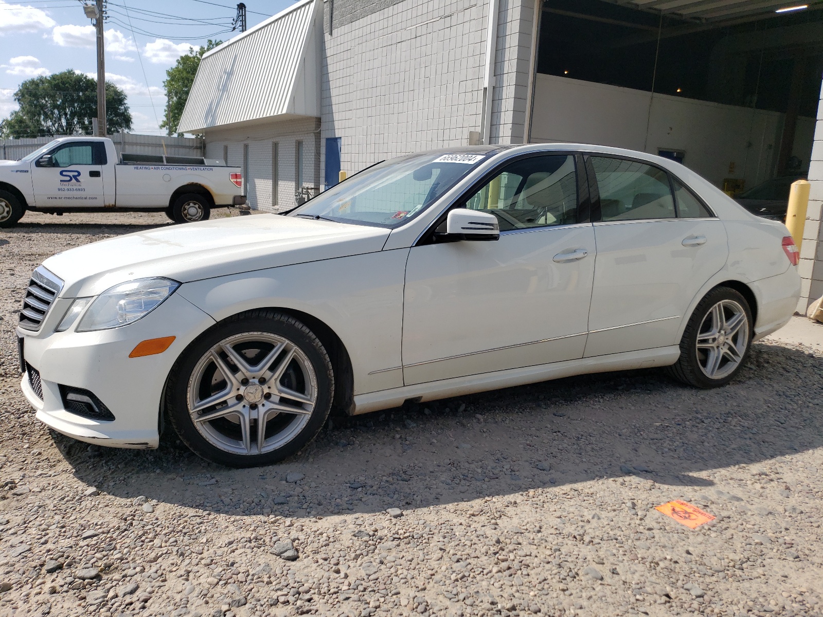 WDDHF8HB4BA410728 2011 Mercedes-Benz E 350 4Matic