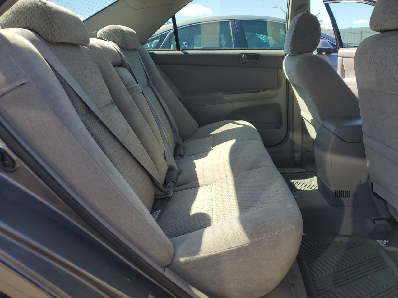 2003 Toyota Camry Le VIN: 4T1BE32K13U666951 Lot: 66351694