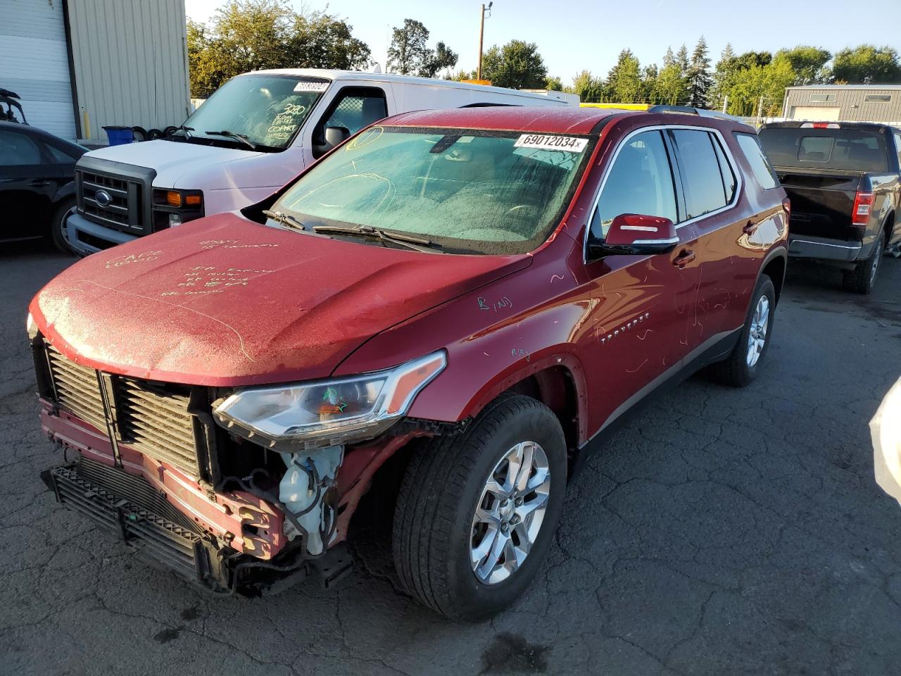 1GNERGKW7JJ119060 2018 CHEVROLET TRAVERSE - Image 1