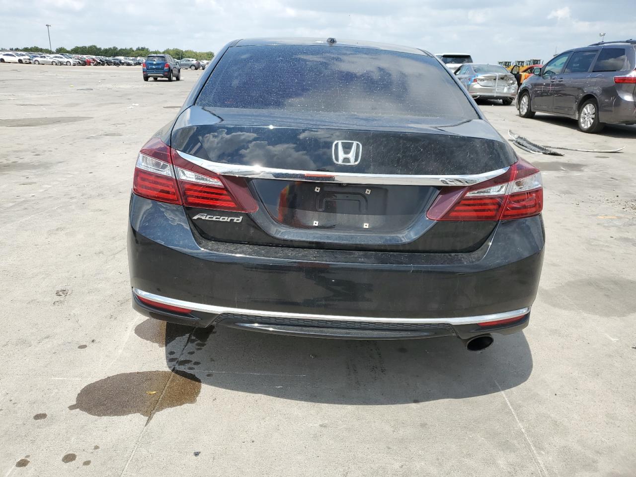 1HGCR2F85HA227560 2017 Honda Accord Exl