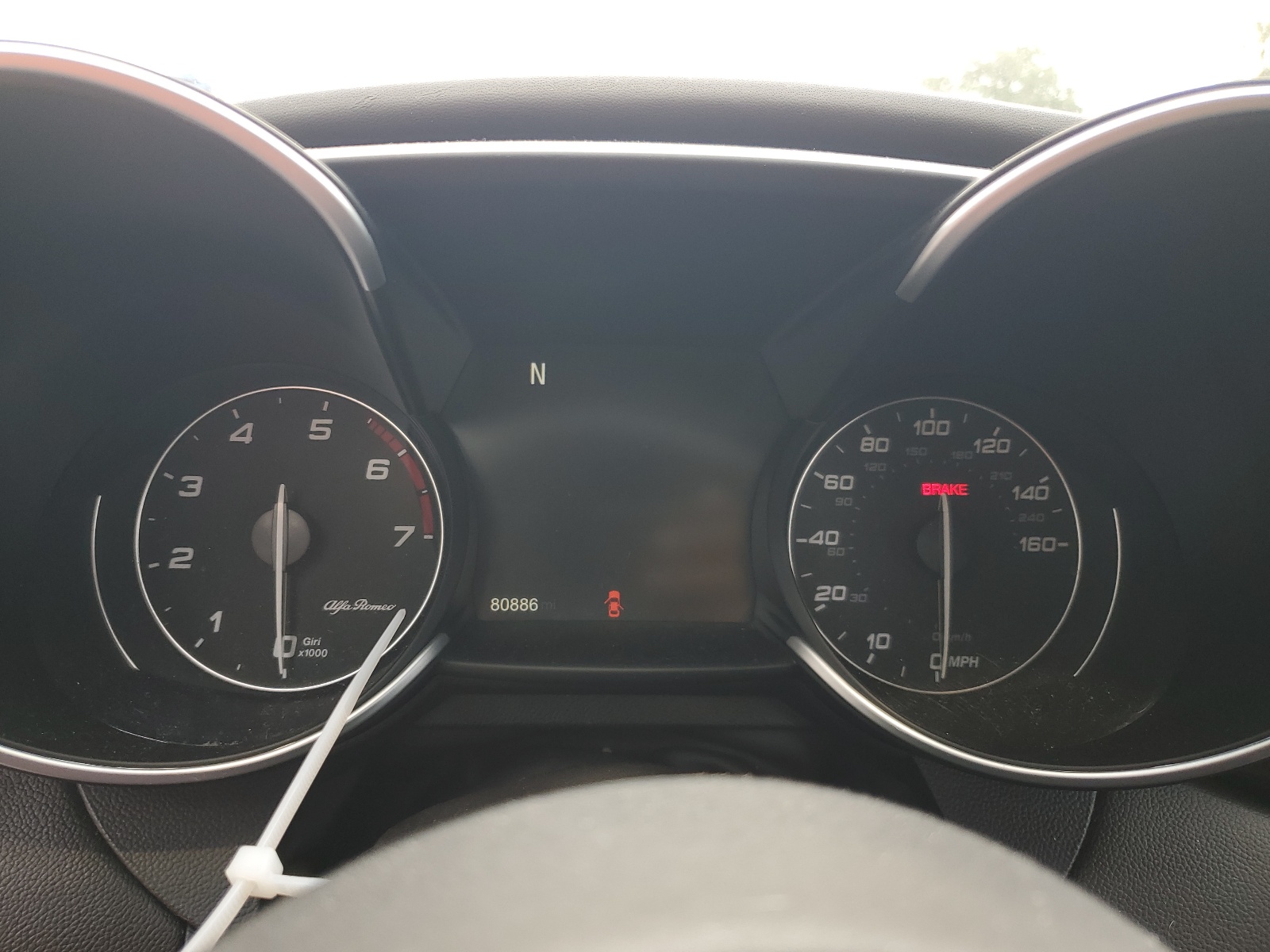 ZARFAECN5H7554333 2017 Alfa Romeo Giulia Ti