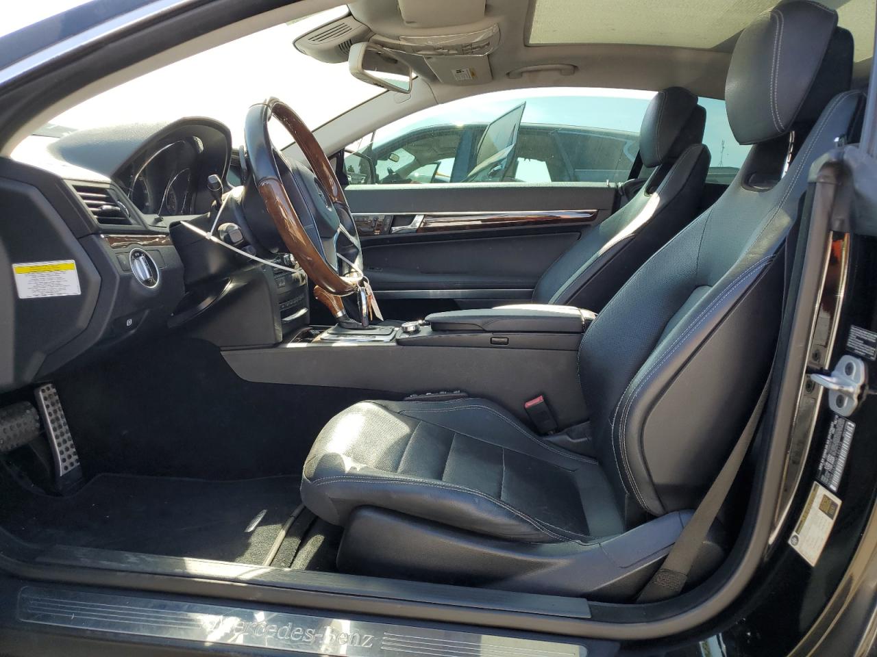 2013 Mercedes-Benz E 350 VIN: WDDKJ5KB5DF186175 Lot: 65616434