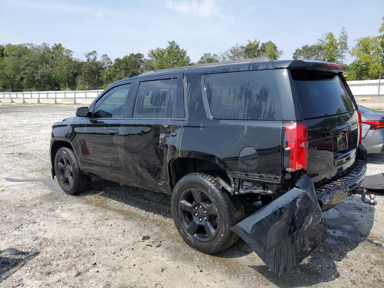 1GNSCBKC3HR262032 2017 CHEVROLET TAHOE - Image 2