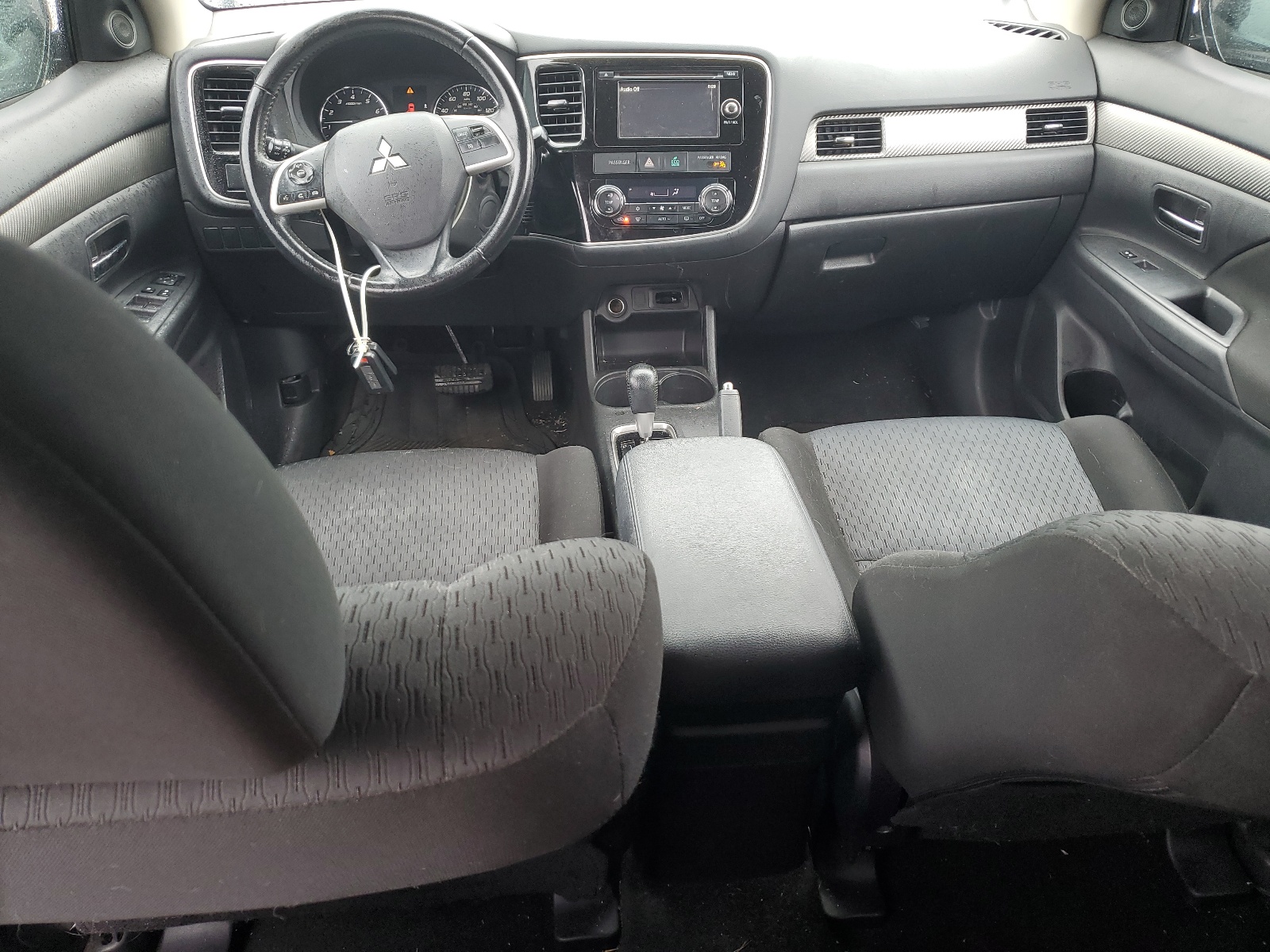 JA4AD3A36EZ018180 2014 Mitsubishi Outlander Se