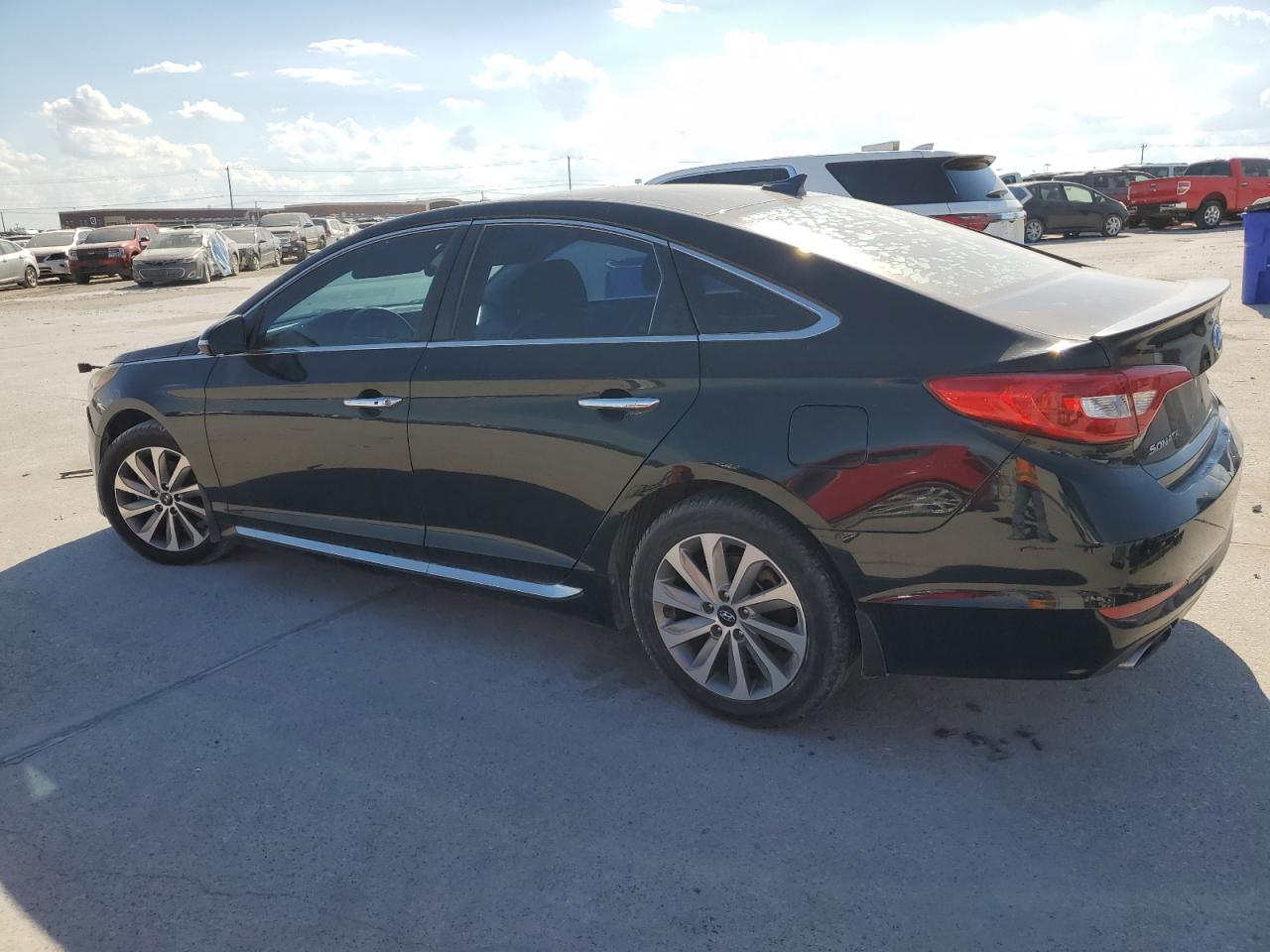 5NPE34AF2GH325446 2016 HYUNDAI SONATA - Image 2