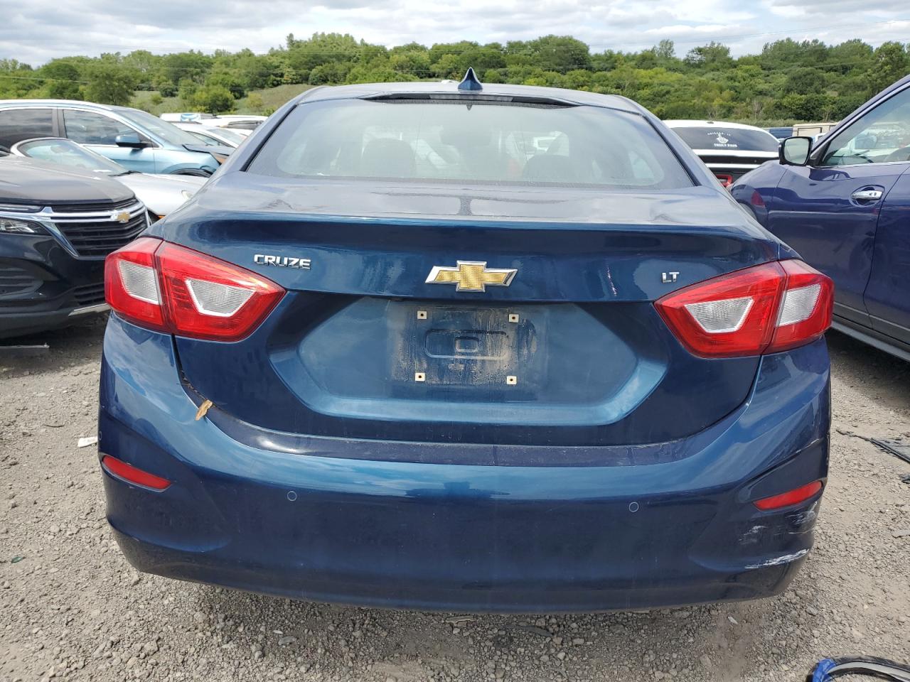 2019 Chevrolet Cruze Lt VIN: 1G1BE5SMXK7124027 Lot: 65435614