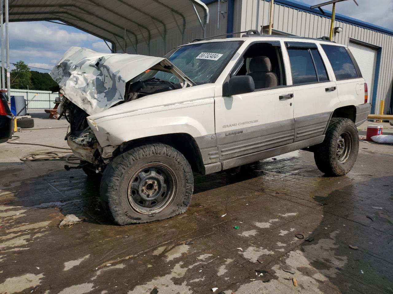 1996 Jeep Grand Cherokee Laredo for Sale in Lebanon, TN - Front End