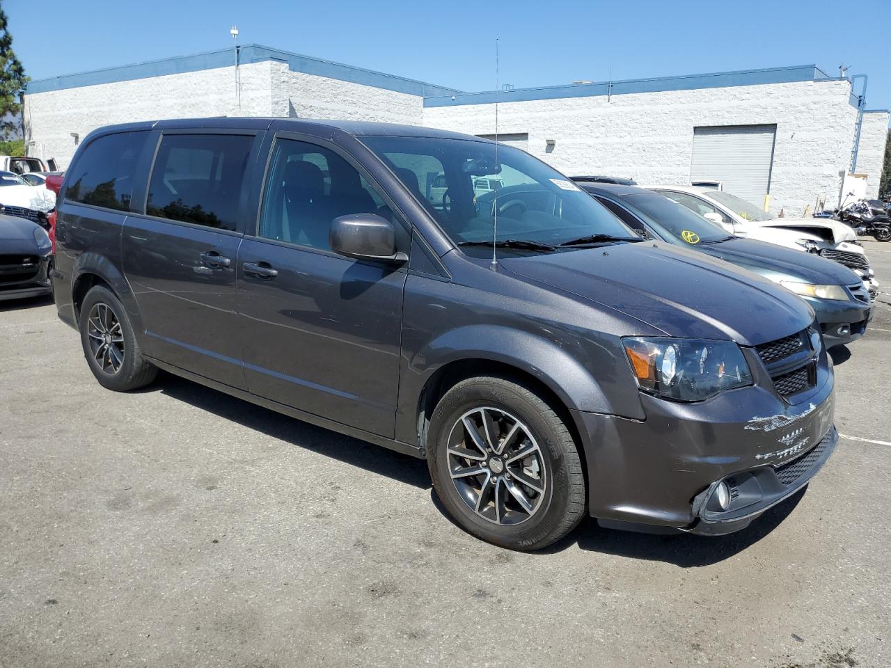 2C4RDGBGXJR220719 2018 Dodge Grand Caravan Se