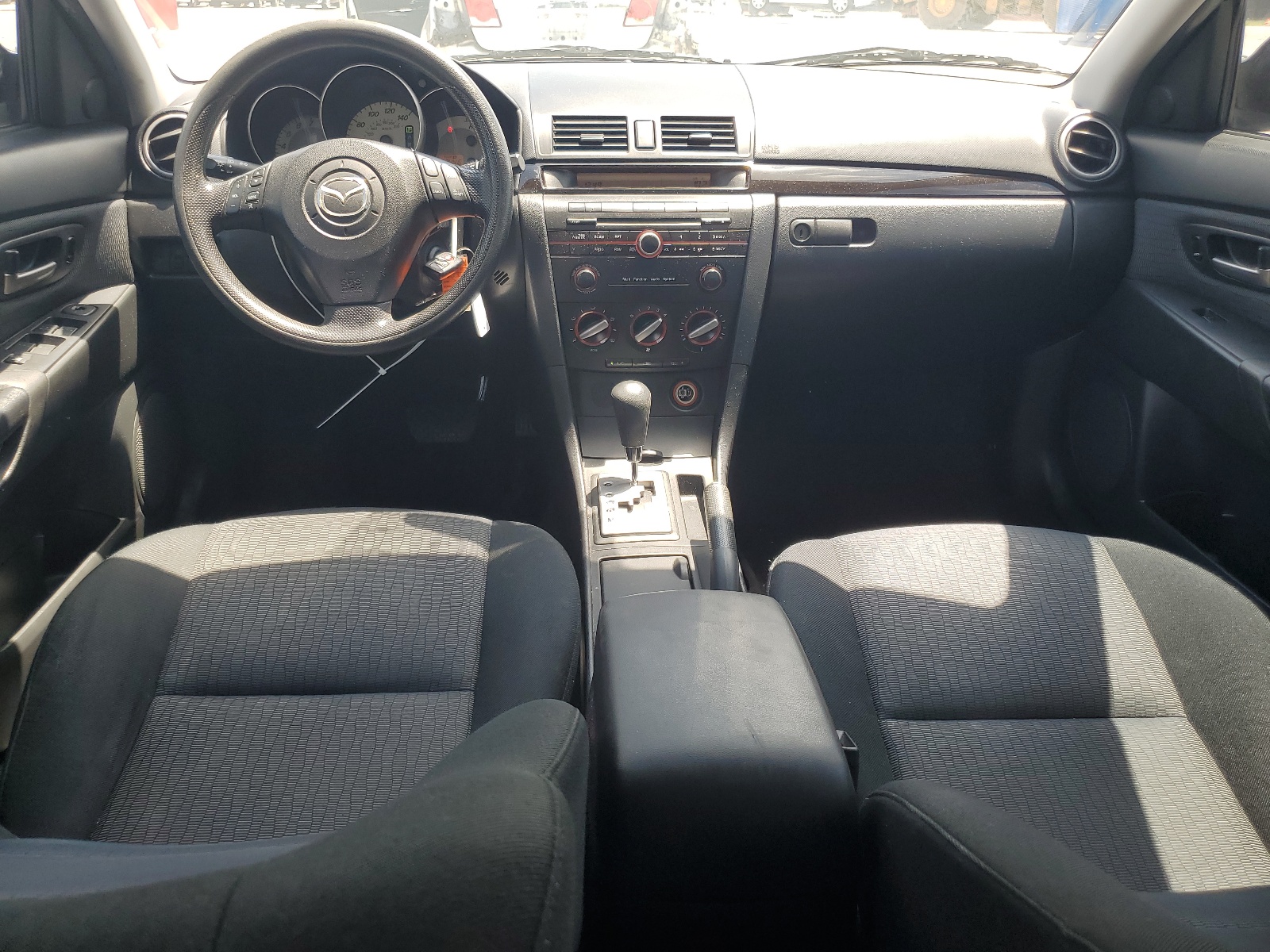 JM1BK32F481841590 2008 Mazda 3 I