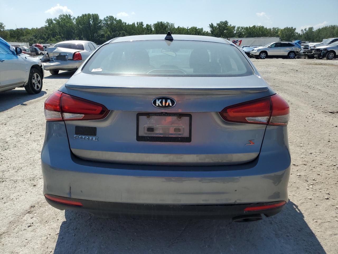 2017 Kia Forte Lx VIN: 3KPFL4A75HE010322 Lot: 67938824