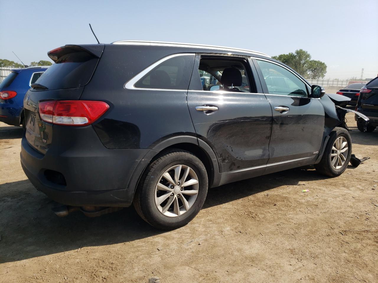 2017 Kia Sorento - Image 3